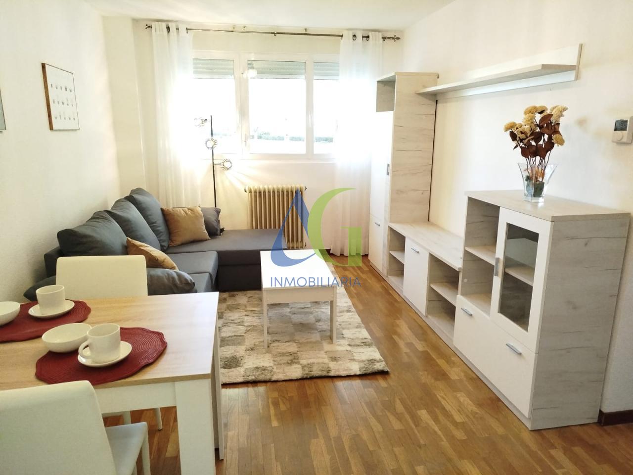 SE VENDE  APARTAMENTO DE 1 HABITACION  EN VILLAMOROS DE LAS REGUERAS