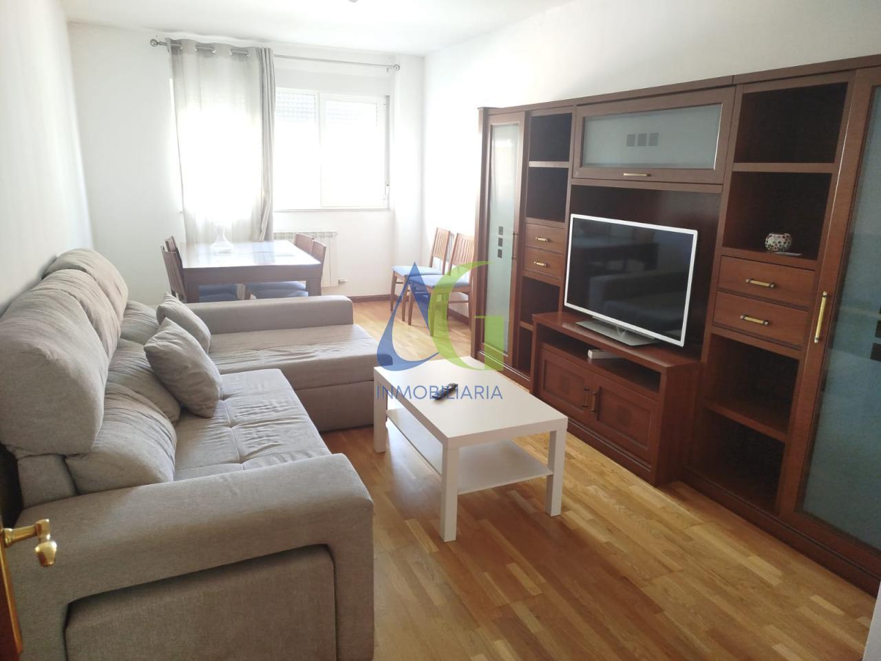 SE ALQUILA  PÌSO DE 2 HABITACIONES EN NAVATEJERA