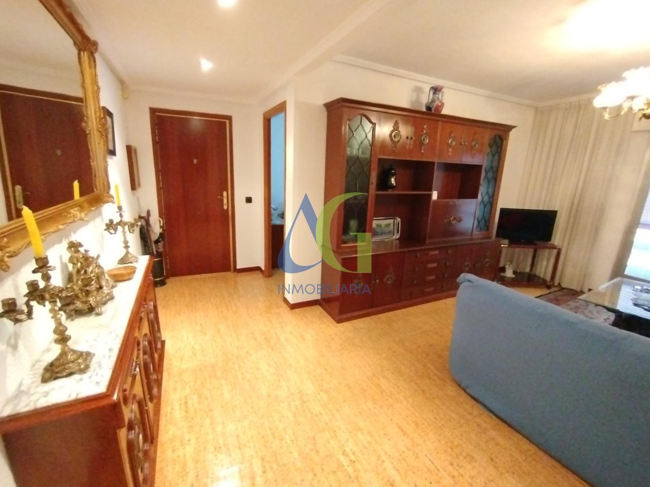 SE VENDE PISO DE 3 HABITACIONES EN LEON. ZONA SAN MAMES - PALOMERA