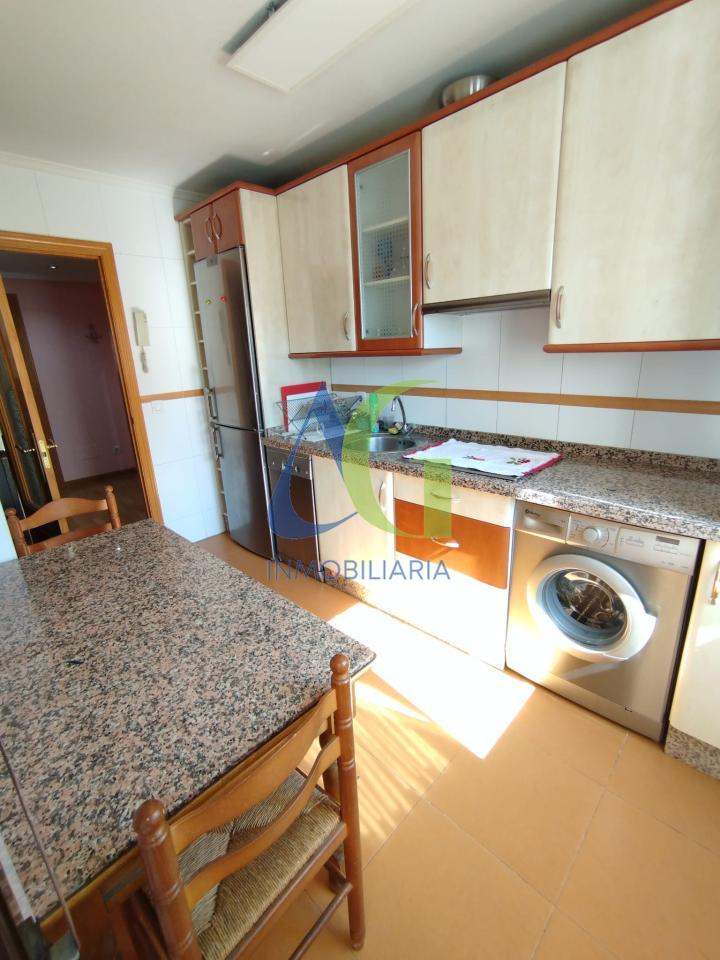 SE VENDE PISO DE 2 HABITACIONES A LA ENTRADA DE VILLAOBISPO