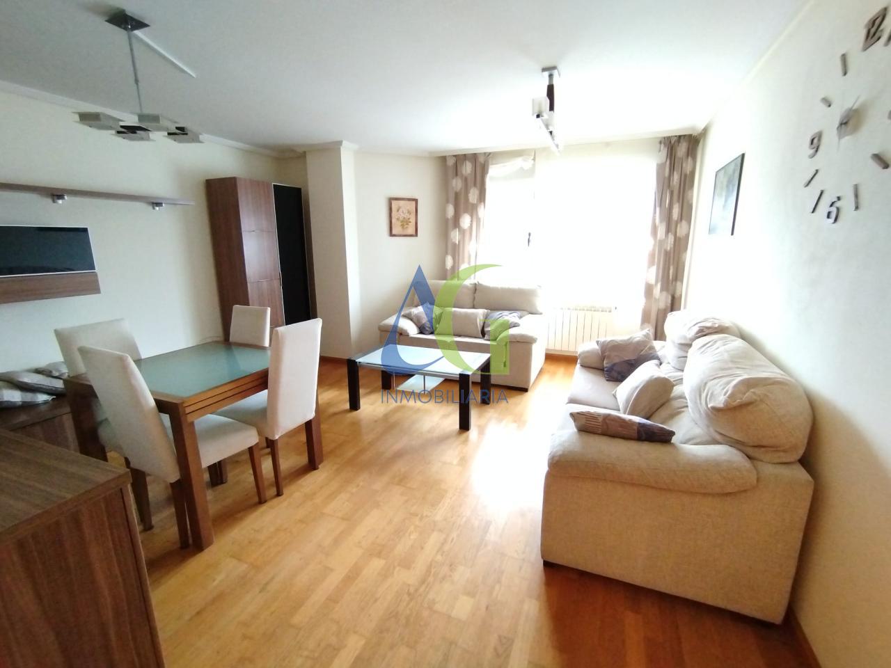 SE ALQUILA PISO DE DOS HABITACIONES EN VILLAOBISPO.