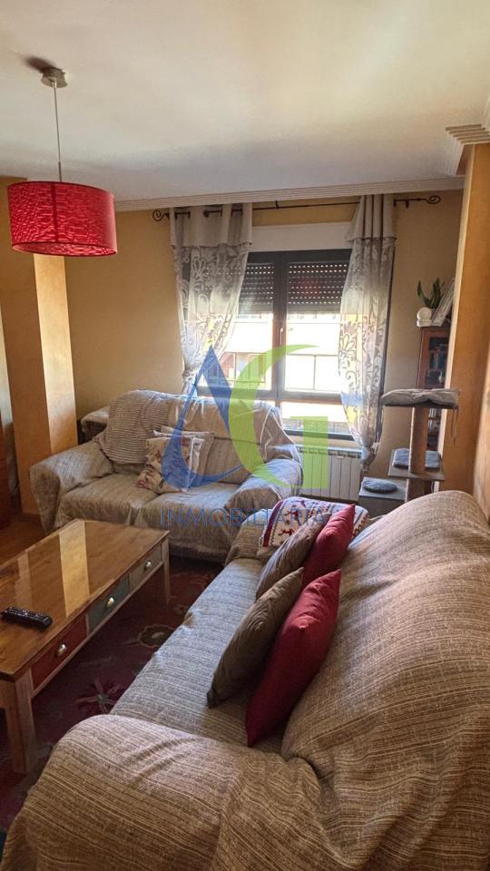 SE VENDE DUPLEX DE 4  HABITACIOENS EN NAVATEJERA